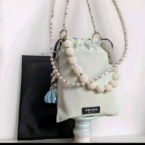 Prada drawstrings pouch/bag - Picture 4 of 11